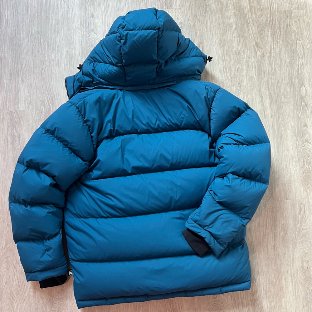 Aritzia TNA Super Puff Jacket Blue | Goose Down Puffer Coat - Picture 6 of 8